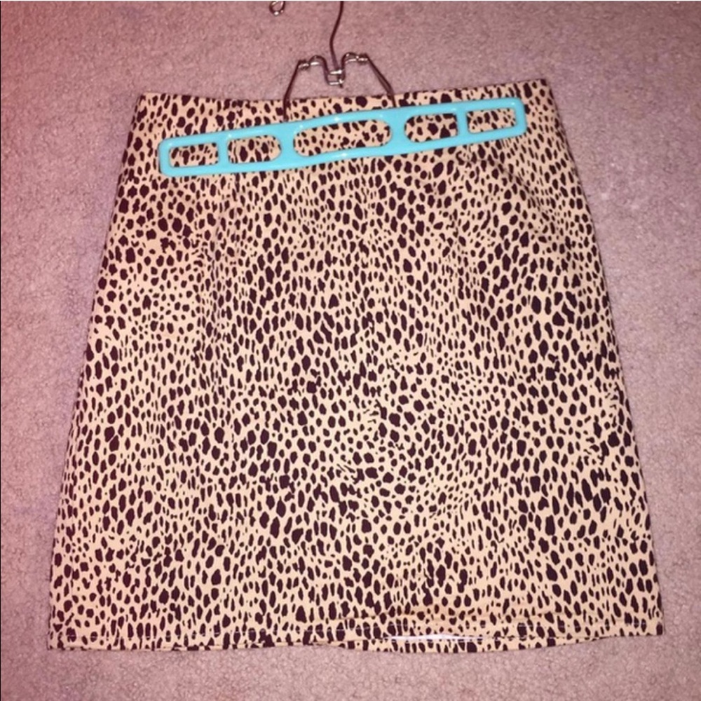 Brandy Melville Cheeta Skirt